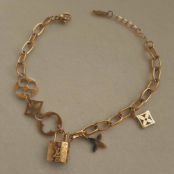 Charms LV